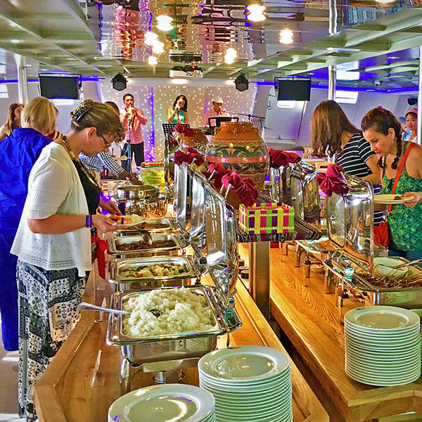 North Borneo Cruises Dinner Buffet
